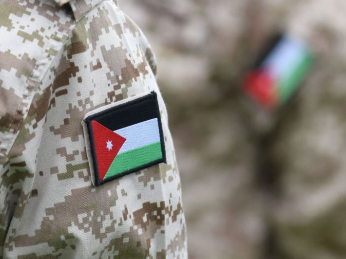 اعلان تجنيد إناث في برنامج الدبلوم المتوسط لكلية الخدمات الطبية الملكية